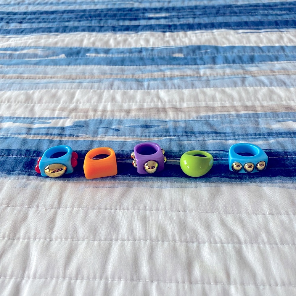 Colorful chunky rings